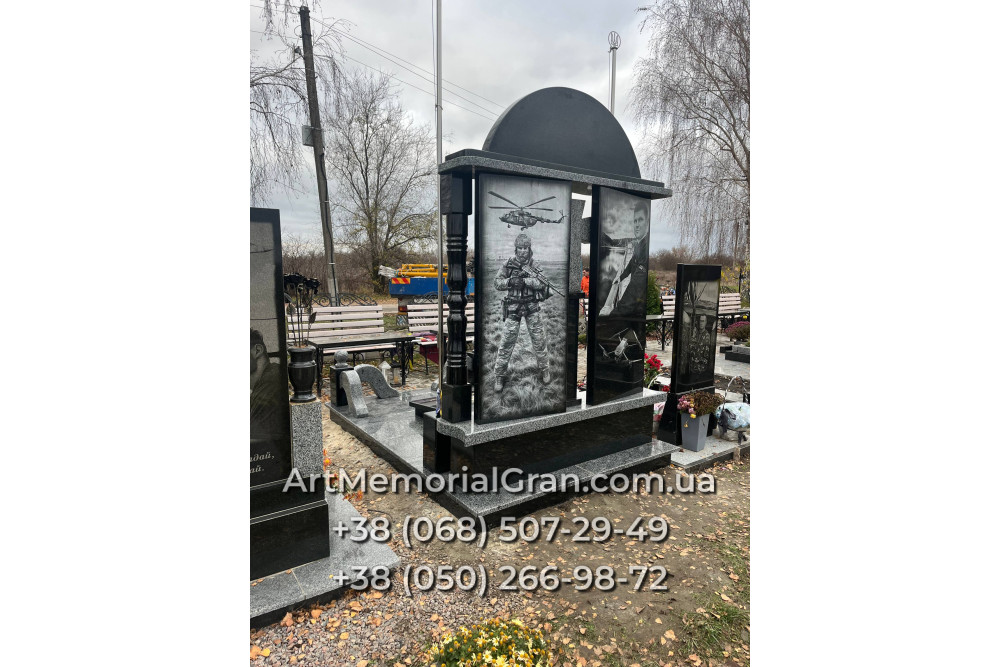 Меморіальний комплекс для військового 00886